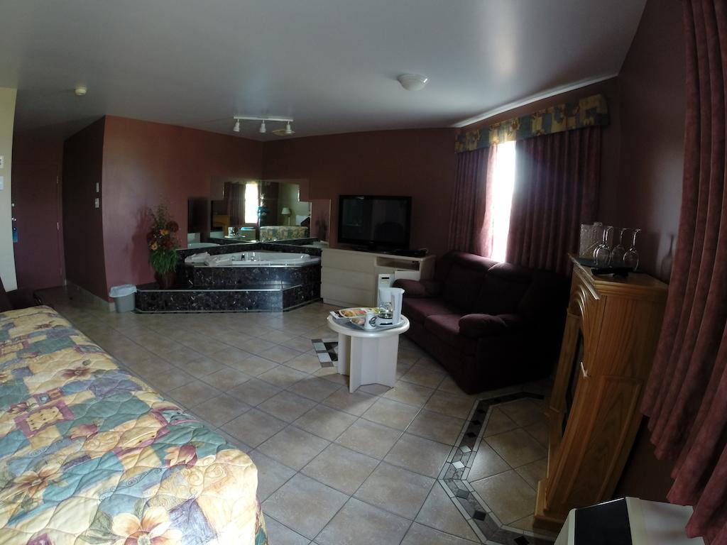 Motel Le Pocatois La Pocatiere Kamer foto