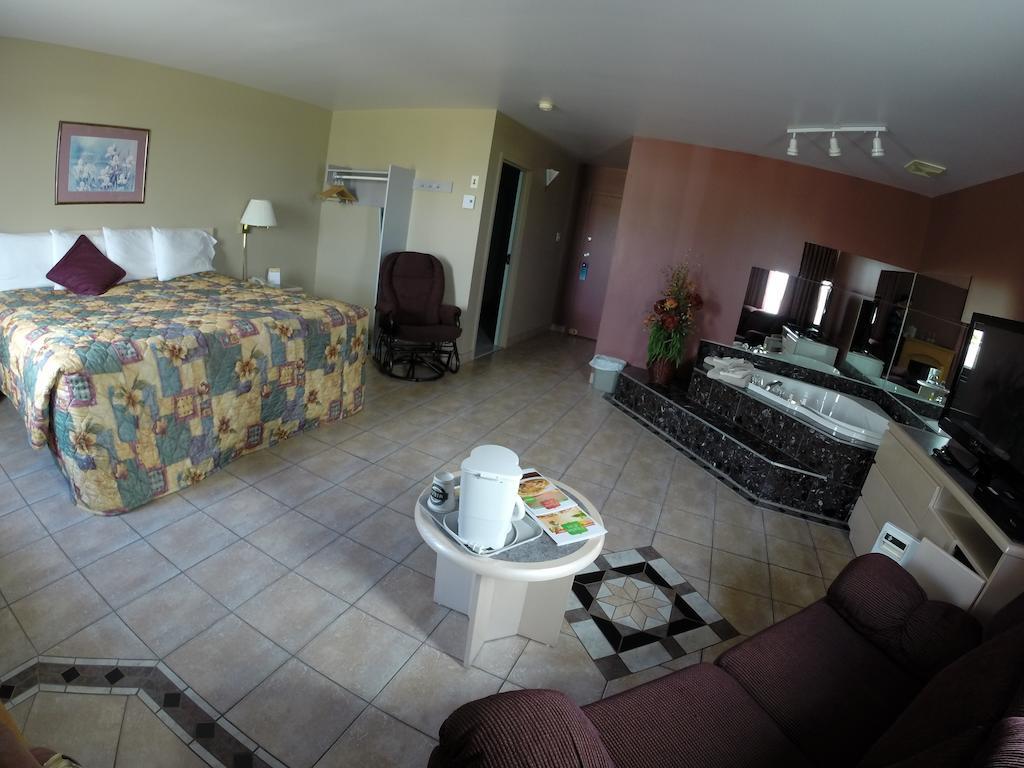 Motel Le Pocatois La Pocatiere Kamer foto