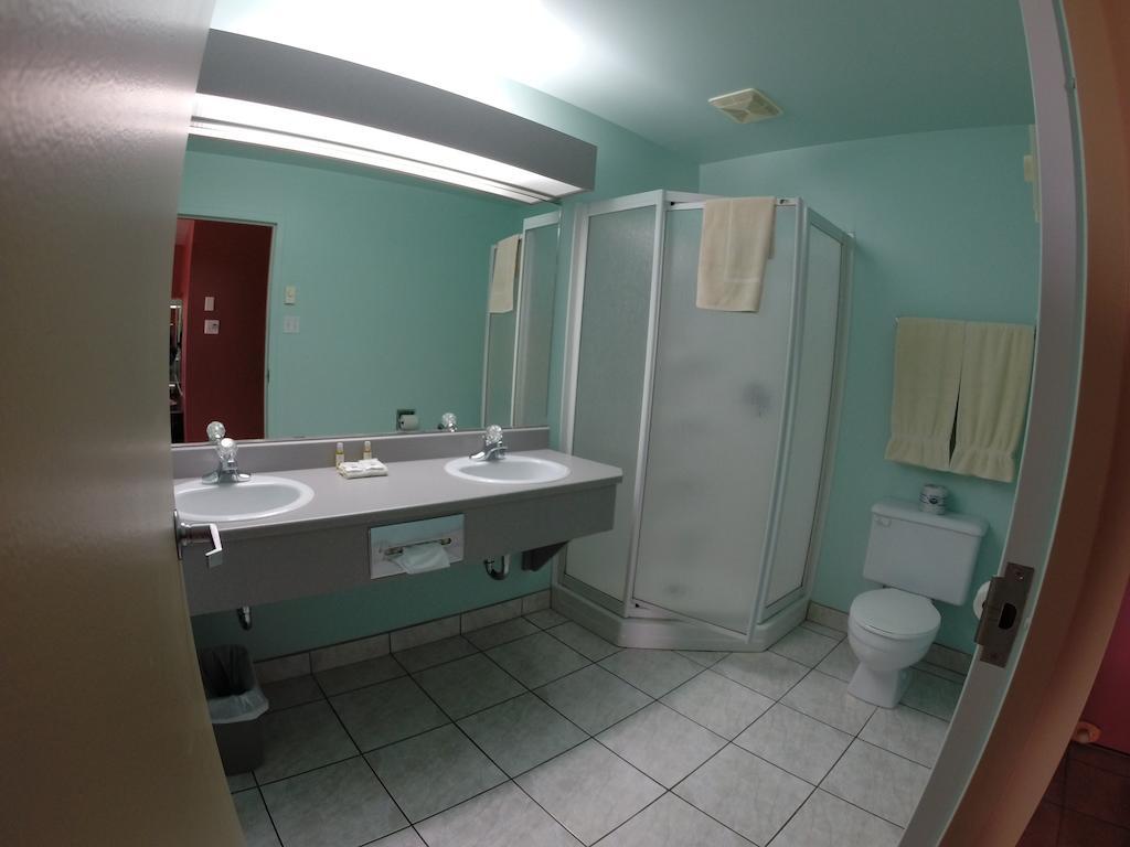 Motel Le Pocatois La Pocatiere Kamer foto